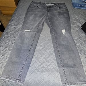Universal Thread distressed jeans